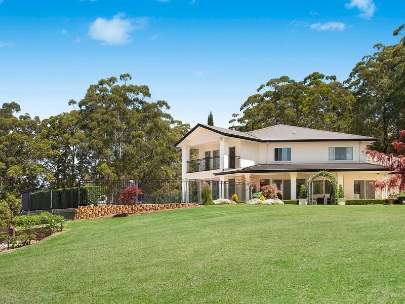 8 Meharry Court, Cabarlah QLD 4352