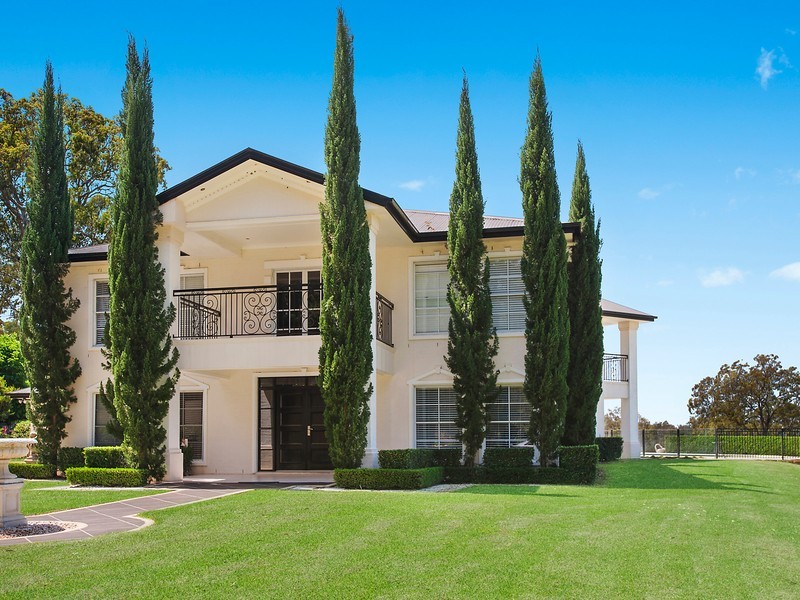 8 Meharry Court, Cabarlah QLD 4352