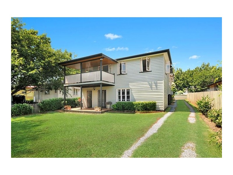 11 Leonard Street, East Toowoomba QLD 4350