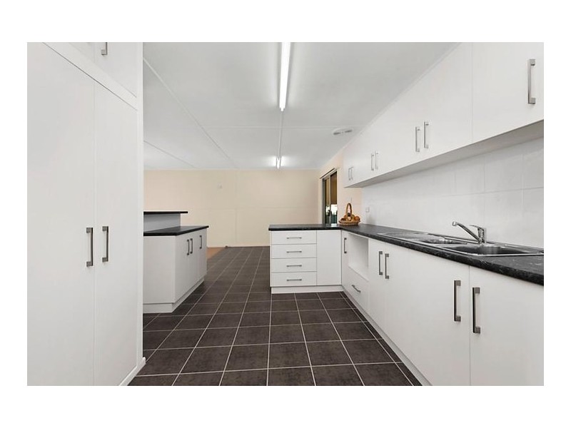 7 Boyd Street, Wilsonton QLD 4350