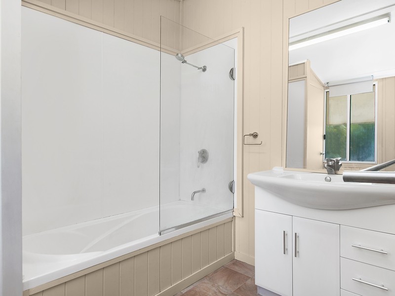 1 Drayton Street, Allora QLD 4362