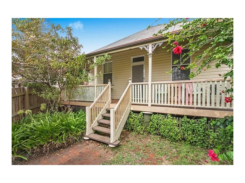 1/120 Neil Street, South Toowoomba QLD 4350