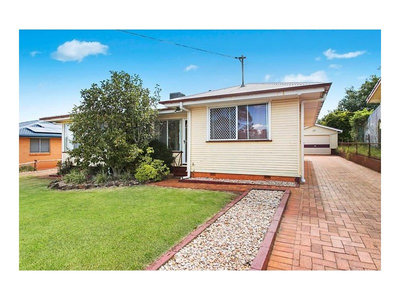 285 Tor Street, Wilsonton QLD 4350
