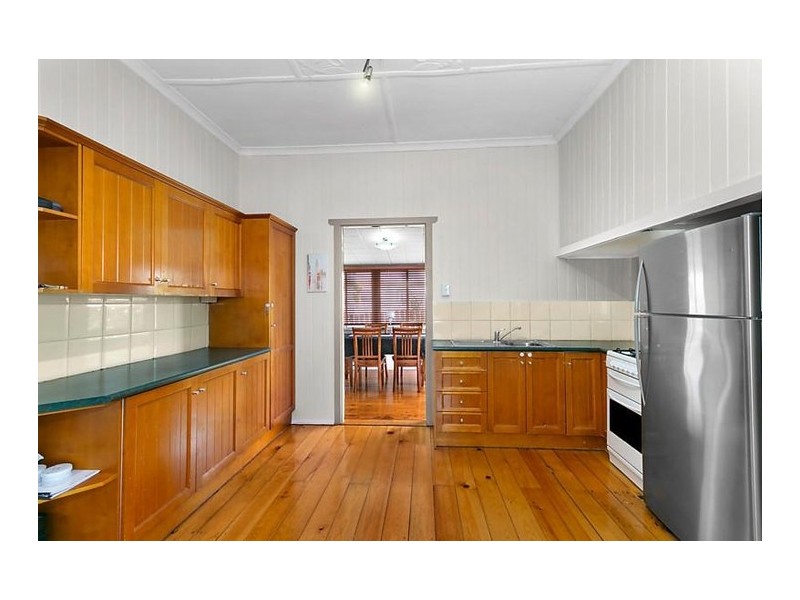 264 Bridge Street, Newtown QLD 4350