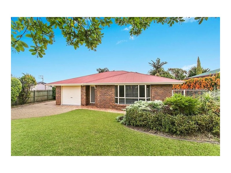 5 Navajo Street, Wilsonton QLD 4350