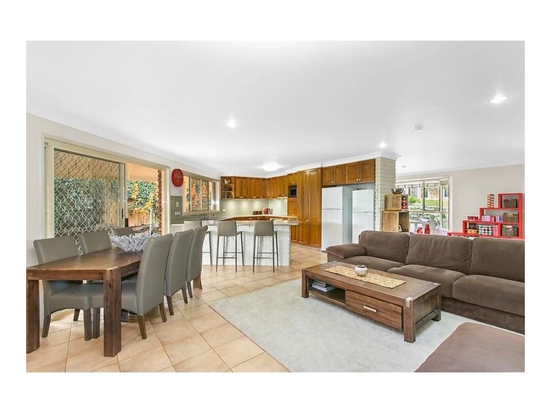 5 Navajo Street, Wilsonton QLD 4350