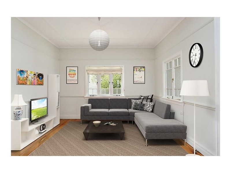 25 Collins Street, Mount Lofty QLD 4350