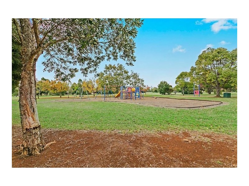 7 Wright Street, Wilsonton QLD 4350