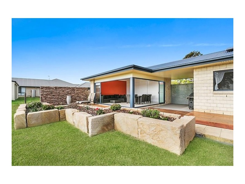 11 Morris Court, Cotswold Hills QLD 4350