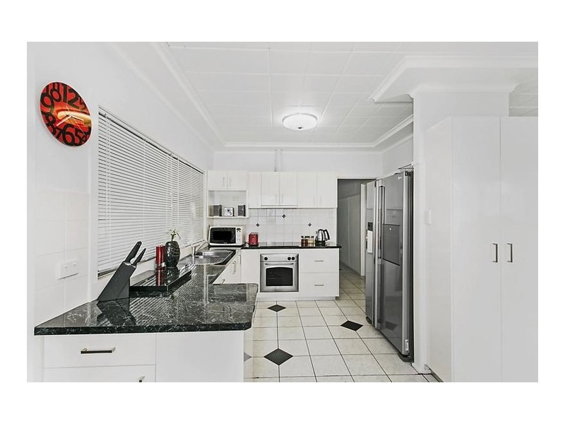 8 Ole Street, Rangeville QLD 4350