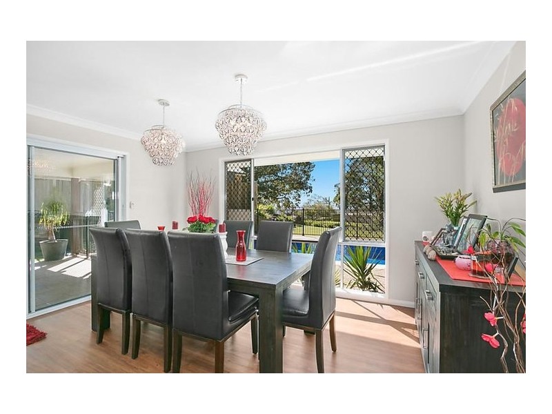 1 Enfield Court, Mount Lofty QLD 4350