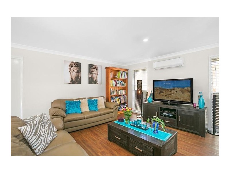 1 Enfield Court, Mount Lofty QLD 4350