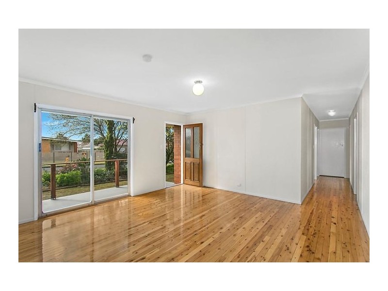 6 Skoien Street, Harristown QLD 4350