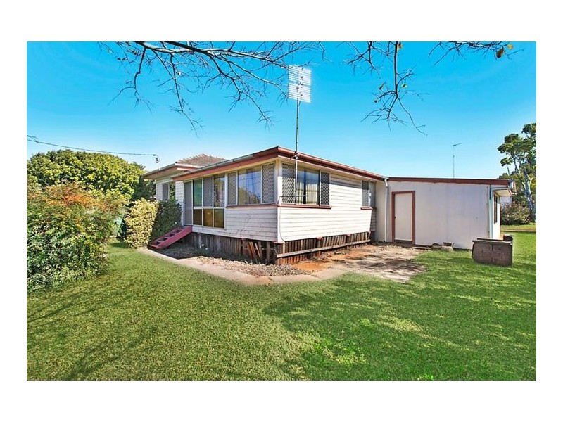 341 West Street, Harristown QLD 4350