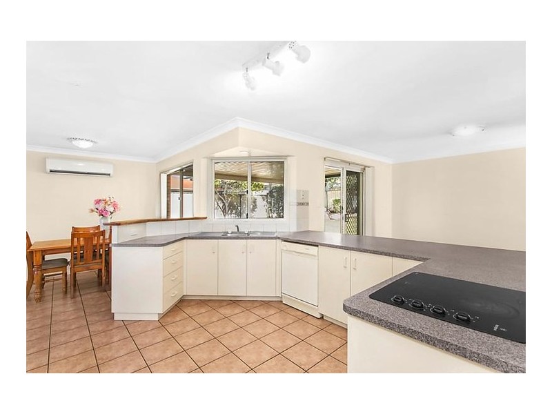 53 Broadfoot Street, Kearneys Spring QLD 4350