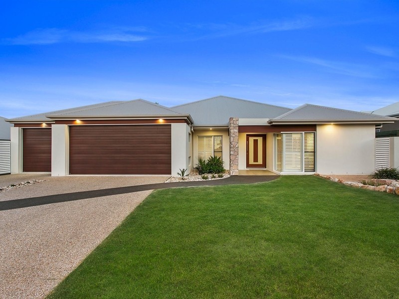 74 Wood Drive, Middle Ridge QLD 4350
