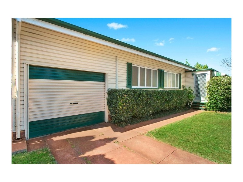 235 Alderley Street, Centenary Heights QLD 4350