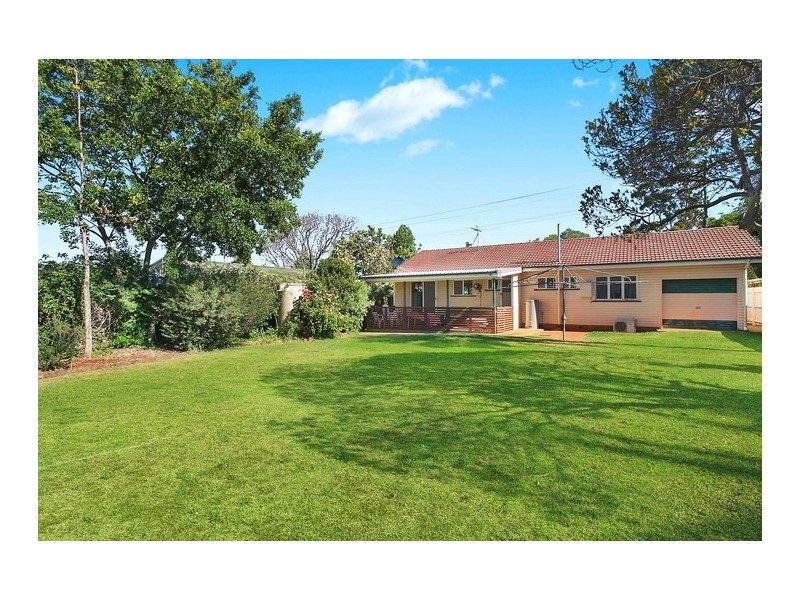235 Alderley Street, Centenary Heights QLD 4350