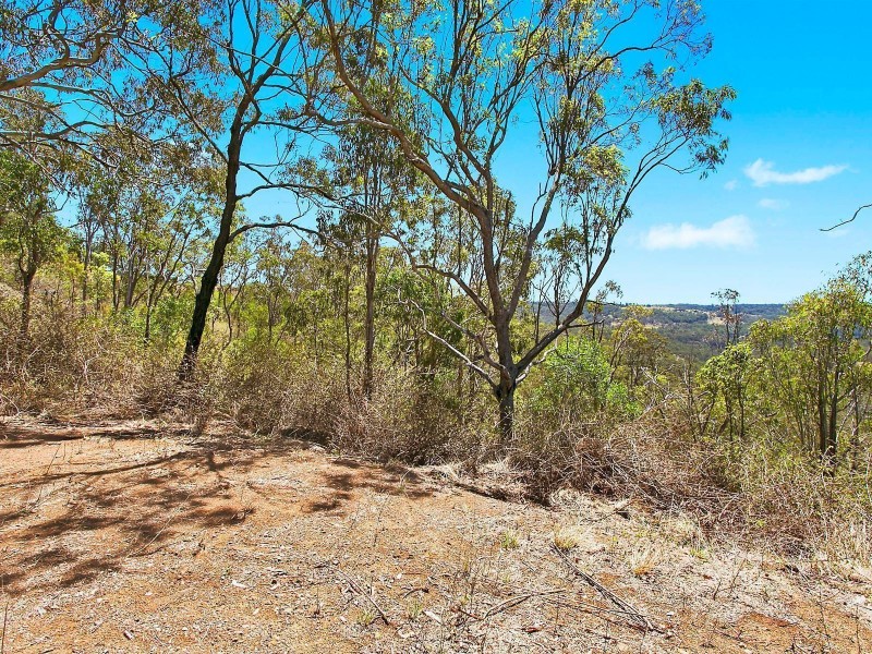 2 Vayro Road, Blue Mountain Heights QLD 4350