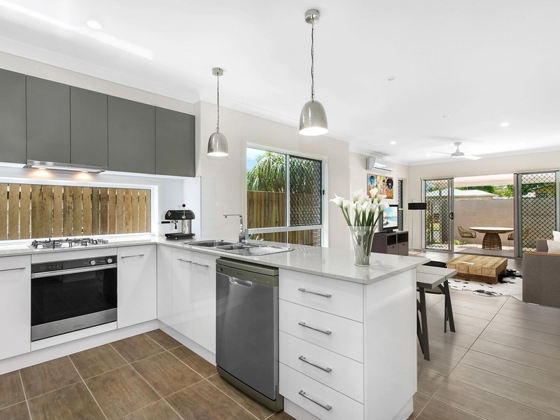 2/80 Perth Street, Rangeville QLD 4350