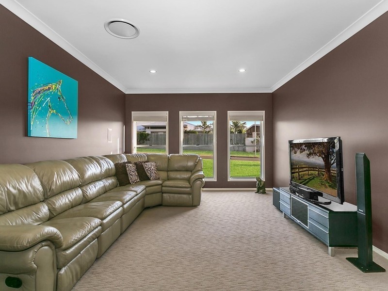 4 Pelican Drive, Rangeville QLD 4350