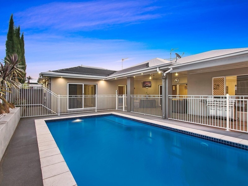 4 Pelican Drive, Rangeville QLD 4350