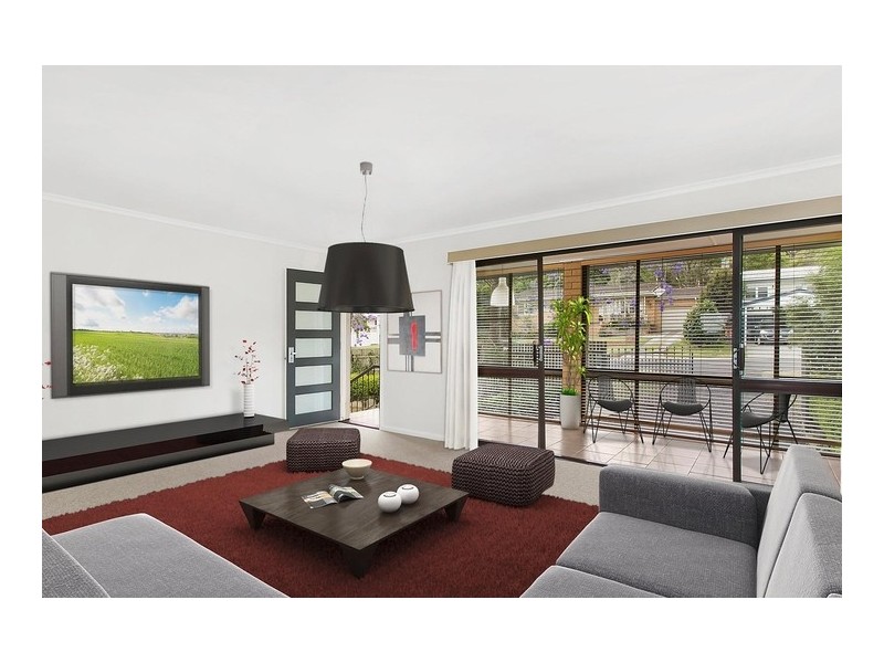 36 Range Street, Mount Lofty QLD 4350