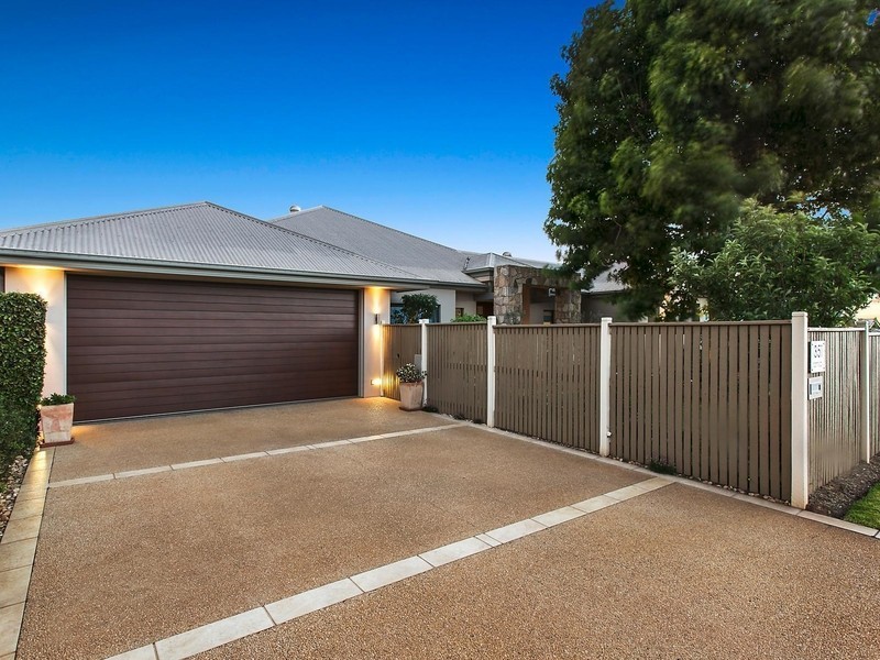 351 Ramsay Street, Middle Ridge QLD 4350
