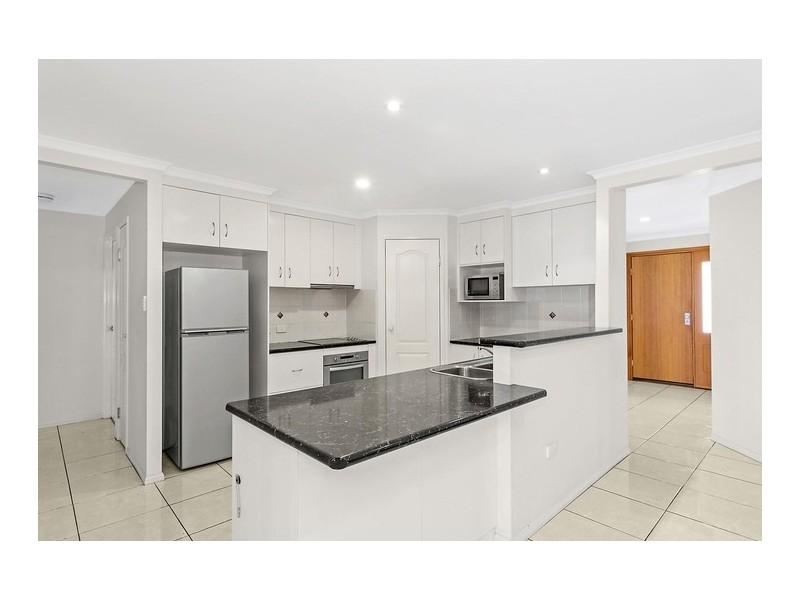 6 Patron Crescent, Glenvale QLD 4350