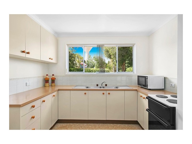 4 Poinciana Street, Newtown QLD 4350