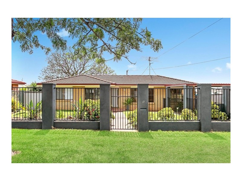23 Cabarita Crescent, Glenvale QLD 4350