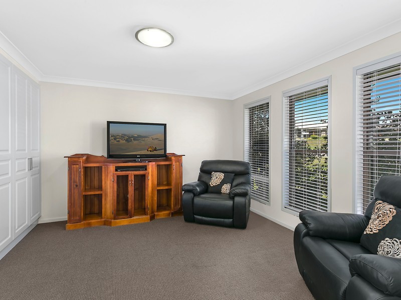 43 Woleebee Drive, Glenvale QLD 4350