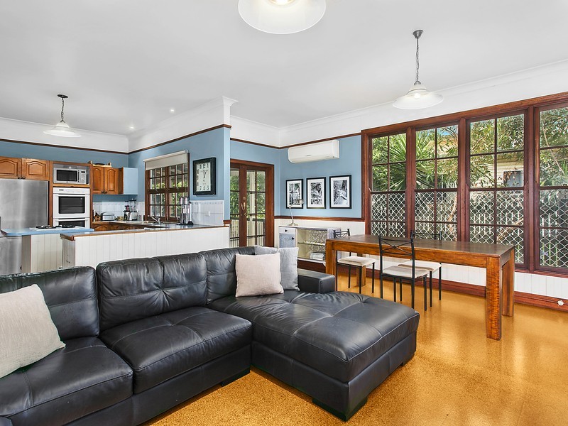 10 Roseberry Street, North Toowoomba QLD 4350