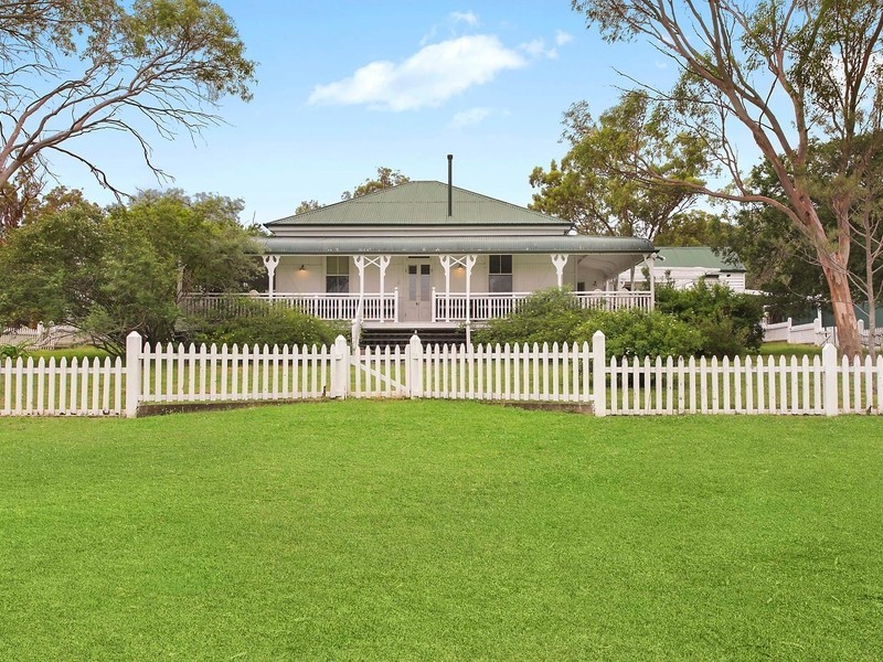 572 Condamine River Road, Pratten QLD 4370