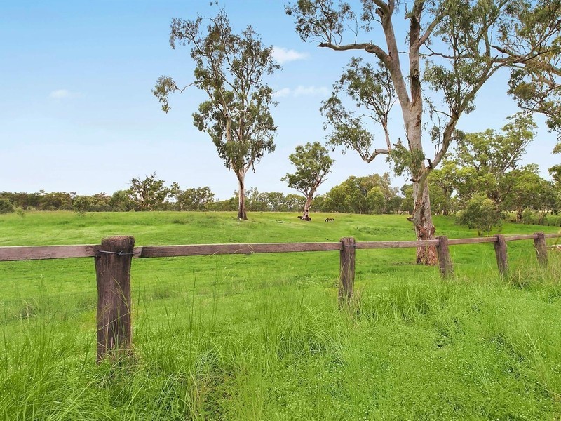 572 Condamine River Road, Pratten QLD 4370