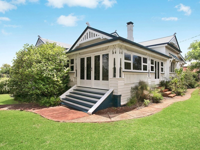 31 Arthur Street, East Toowoomba QLD 4350