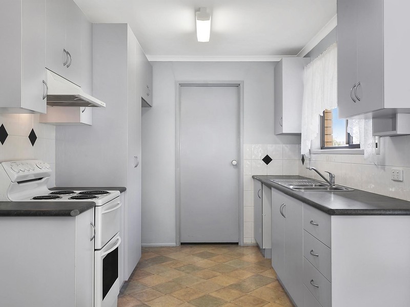 13 Lindberg Street, Wilsonton QLD 4350