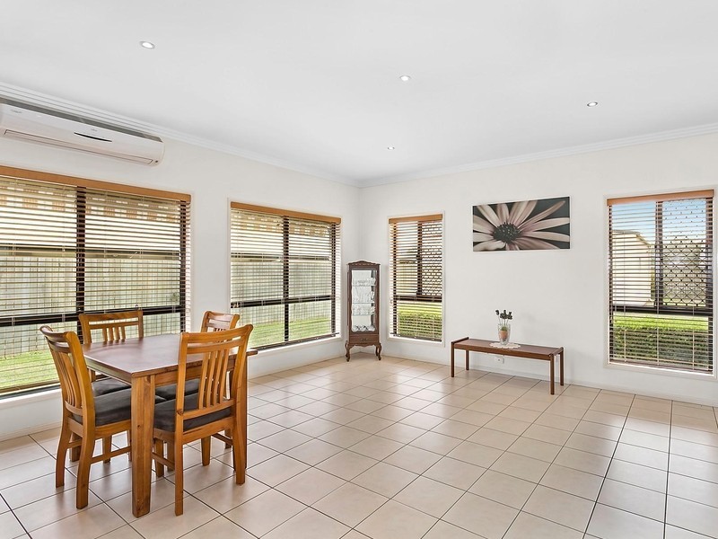 16 Mather Street, Highfields QLD 4352