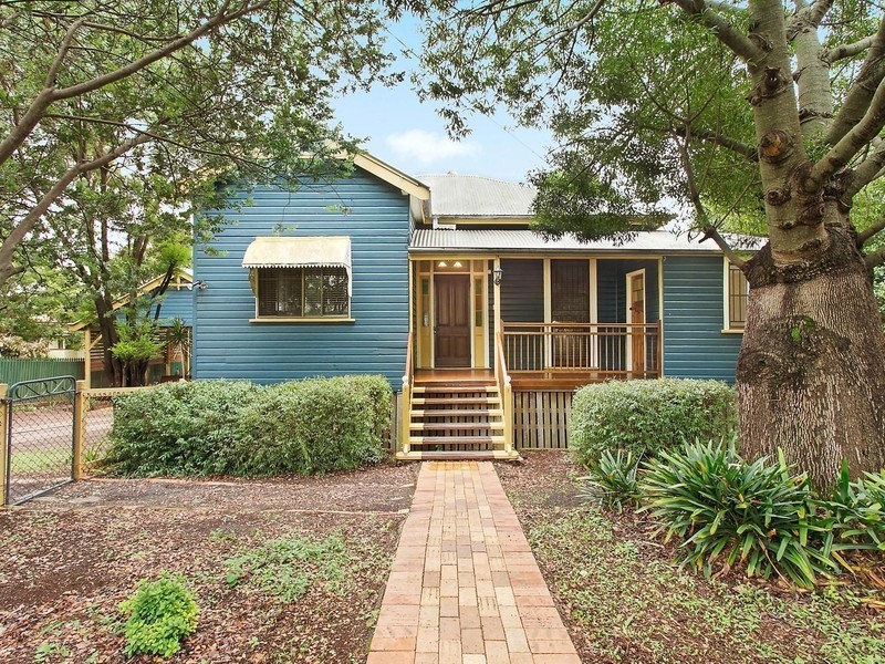 37 Cumming Street, North Toowoomba QLD 4350