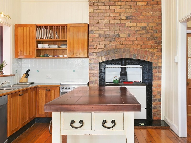 37 Cumming Street, North Toowoomba QLD 4350