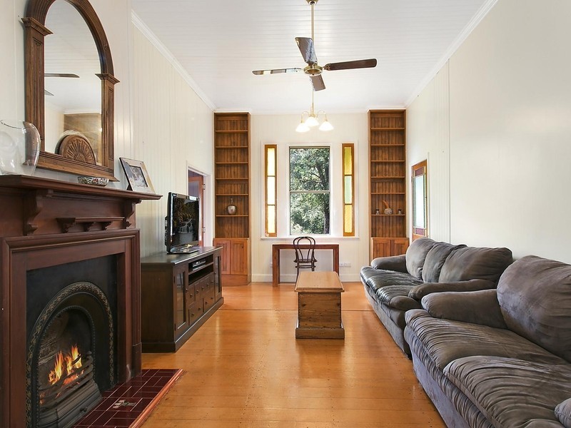 37 Cumming Street, North Toowoomba QLD 4350