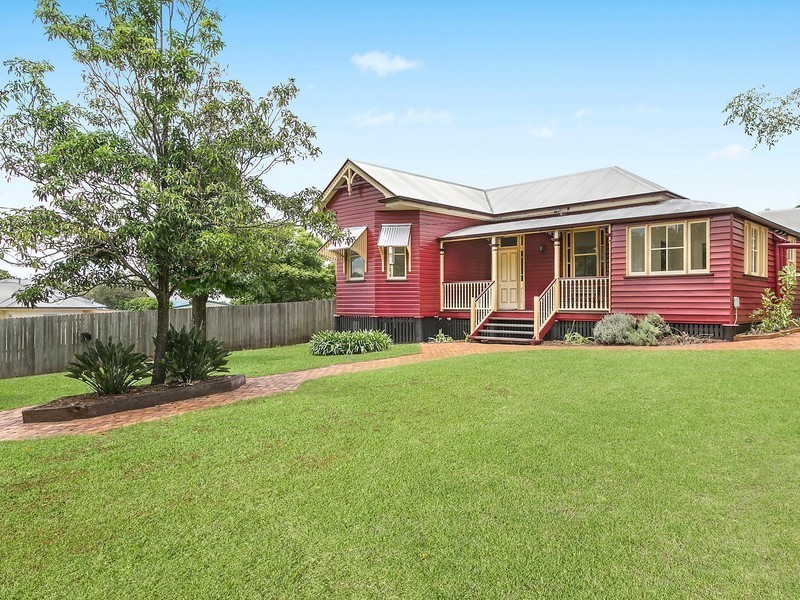 22 Seaton Street, South Toowoomba QLD 4350