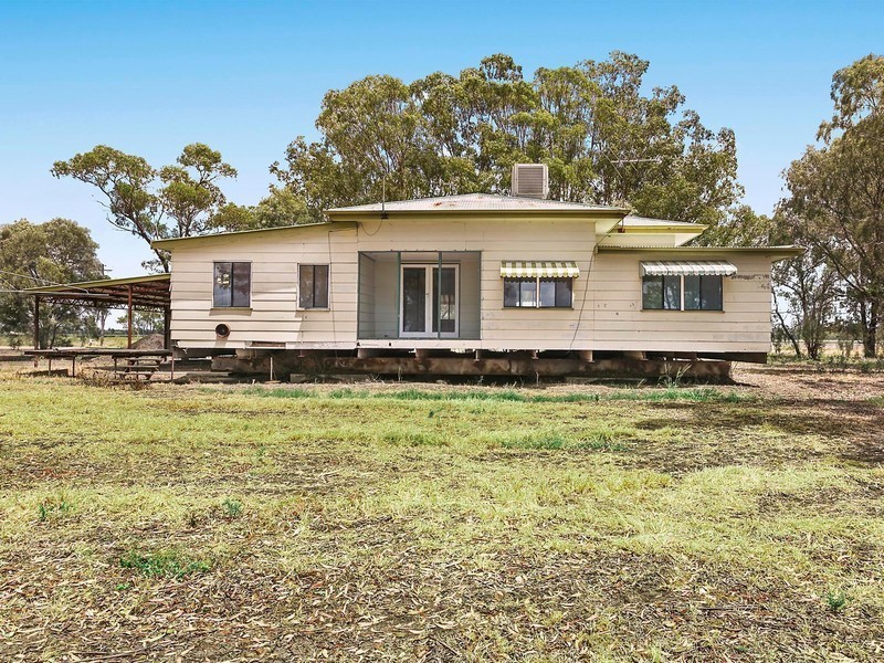 153 McGrath Road, Cecil Plains QLD 4407