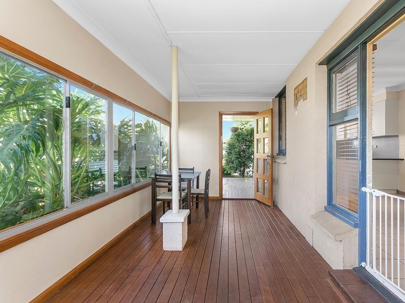 6 Lewis Street, Harristown QLD 4350