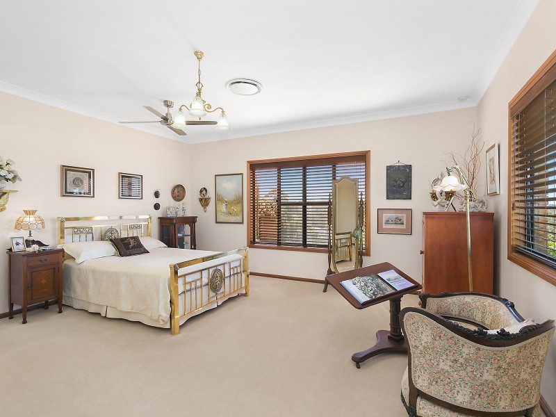 3 Keira Court, Blue Mountain Heights QLD 4350