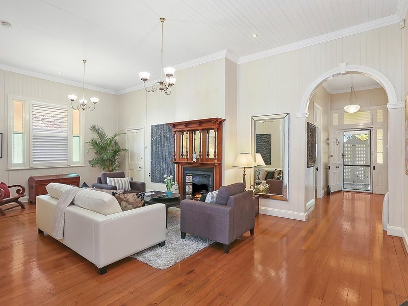 10 Campbell Street, East Toowoomba QLD 4350