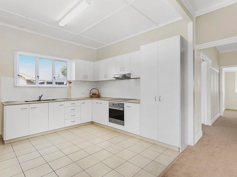 14 Beelbee Street, Harristown QLD 4350