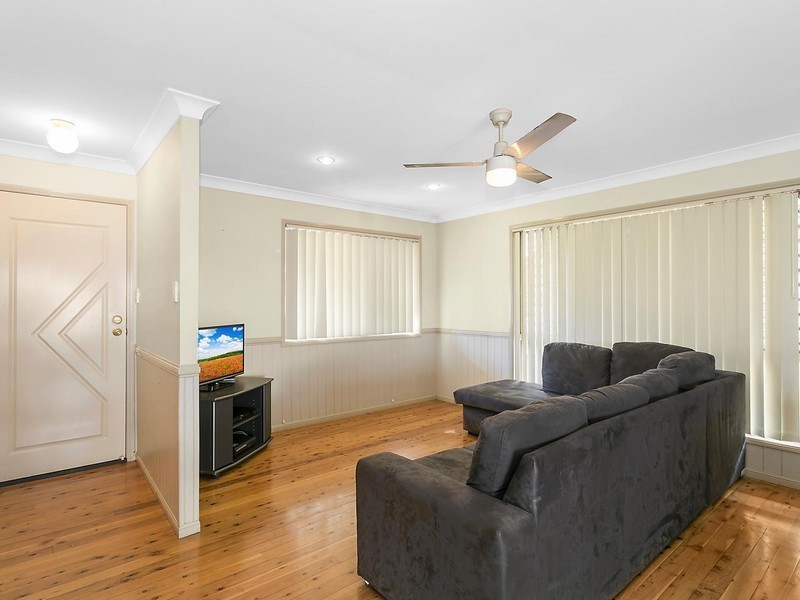 6 Vanity Street, Rockville QLD 4350