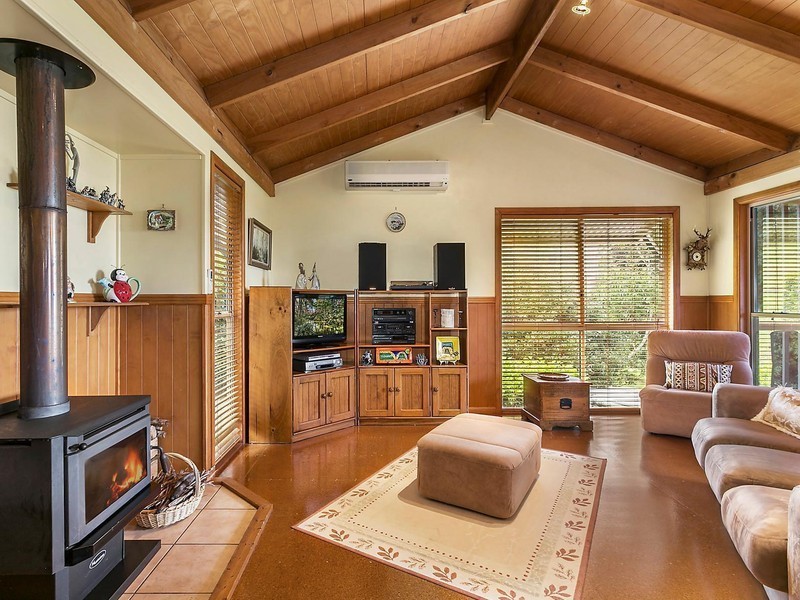 112/3143 Esk-Hampton Road, Ravensbourne QLD 4352