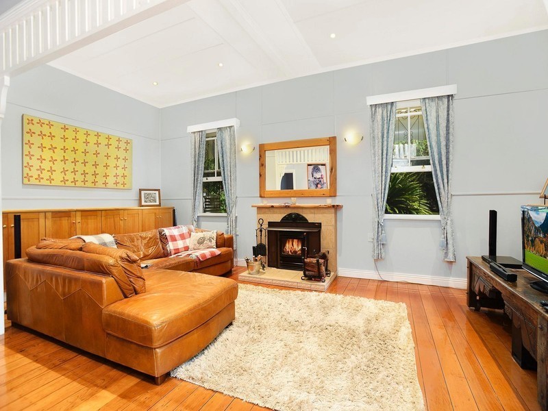 12 Bridge Street, East Toowoomba QLD 4350